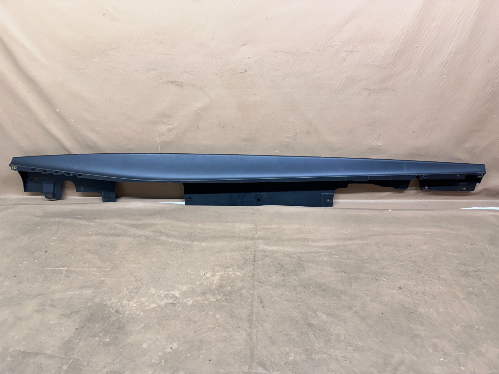 2021-2023 FERRARI ROMA F169 LEFT SIDE LH ROCKER SKIRT MOLDING TRIM OEM 000915147