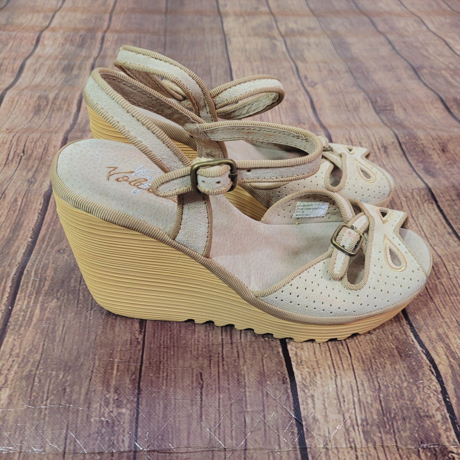 Volatile Womens Heels Beige Size 8 Wedge Sandals 4.25 Heel Leather Buckle  | eBay