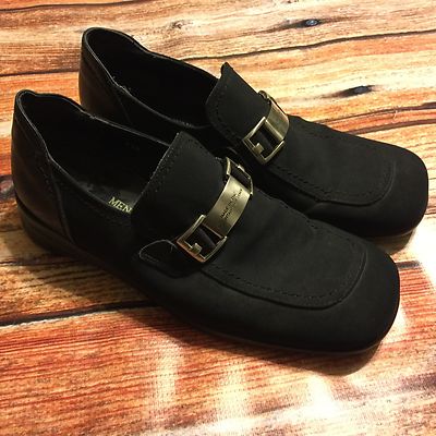 Donald J. Pliner slip-ons “made in the mountains of Italy” collection DONALD J PLINER~Womens 8 N~Gray Slip Ons~Comfort~Made in the  main image 2