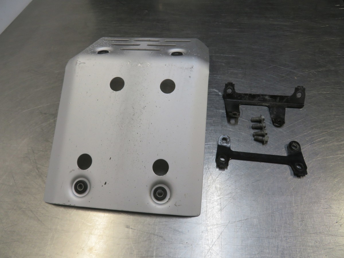 EB1182 2021 21 MOTO GUZZI V85 TT SKID PLATE & BRACKETS | eBay