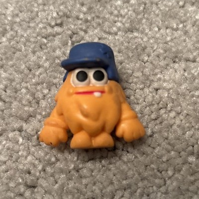 MOSHI MONSTERS SERIE 9, QUINCY # 150 RARE Fuzzies Fraidy FuzzyFace