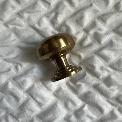 Top Knobs TK3000HB. Ellis 1 1/4" Length Mushroom Knob - Picture 2 of 2