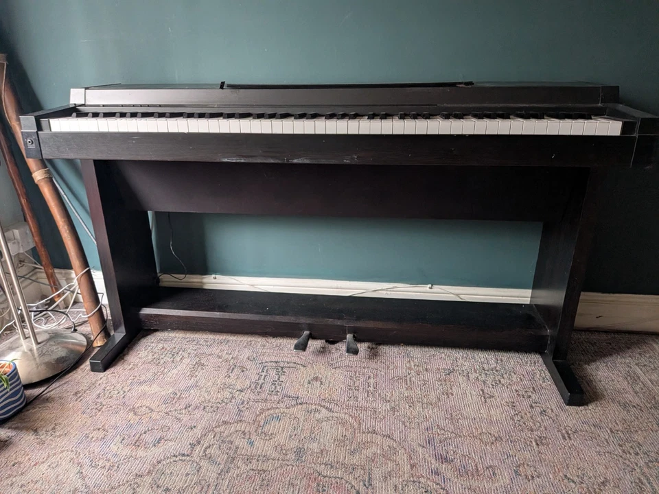 Yamaha Clavinova CLP-100 MPN CLP-100 88-Key Digital Home Piano, Black, photo 2 of 3