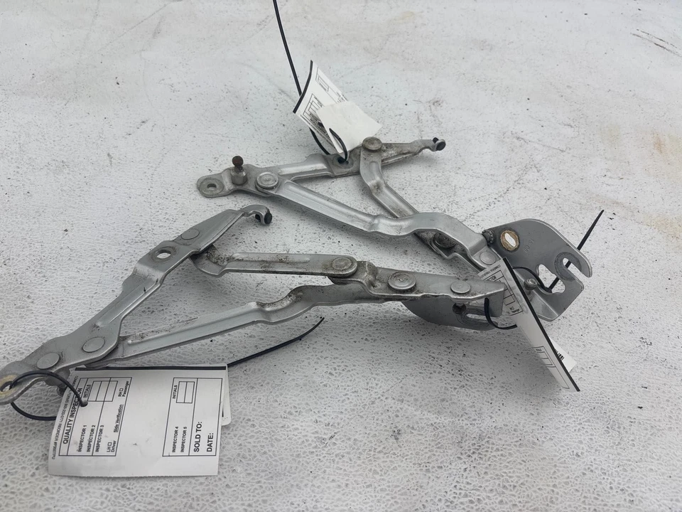 2000-2002 Audi S4 Rear Left & Right Lid Hinge OEM - Image 3 of 4