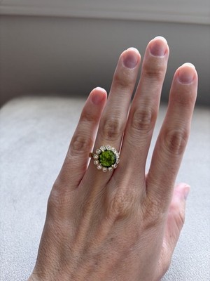 5 ct natural peridot and solid yellow gold ring
