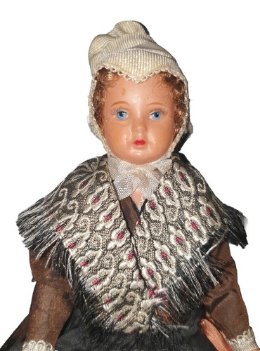 POUPÉE FOLKLORIQUE ANCIENNE historique MARQUISE Marie-Antoinette? EUR 3,90 - FR