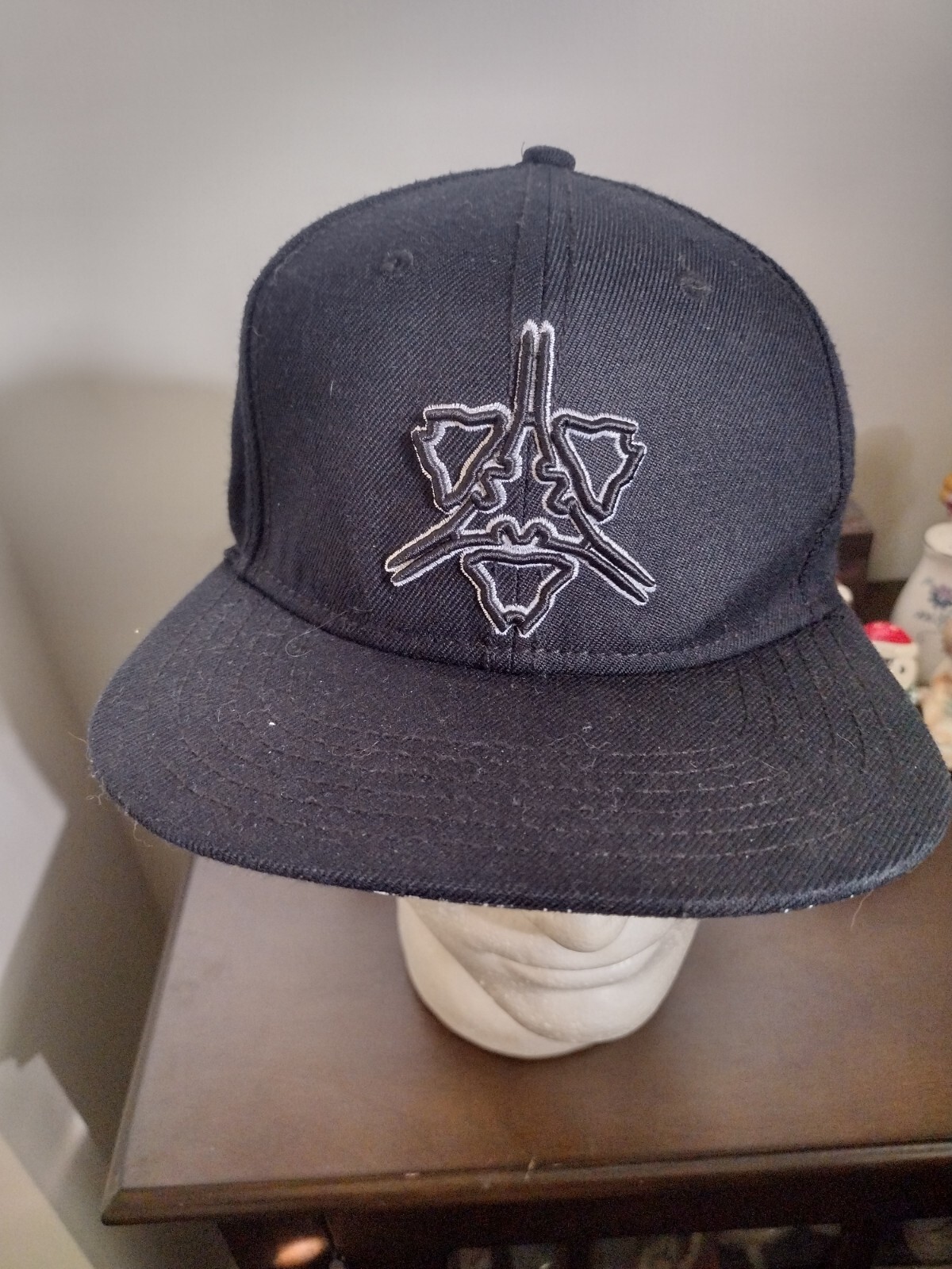 Picture 1 of 5