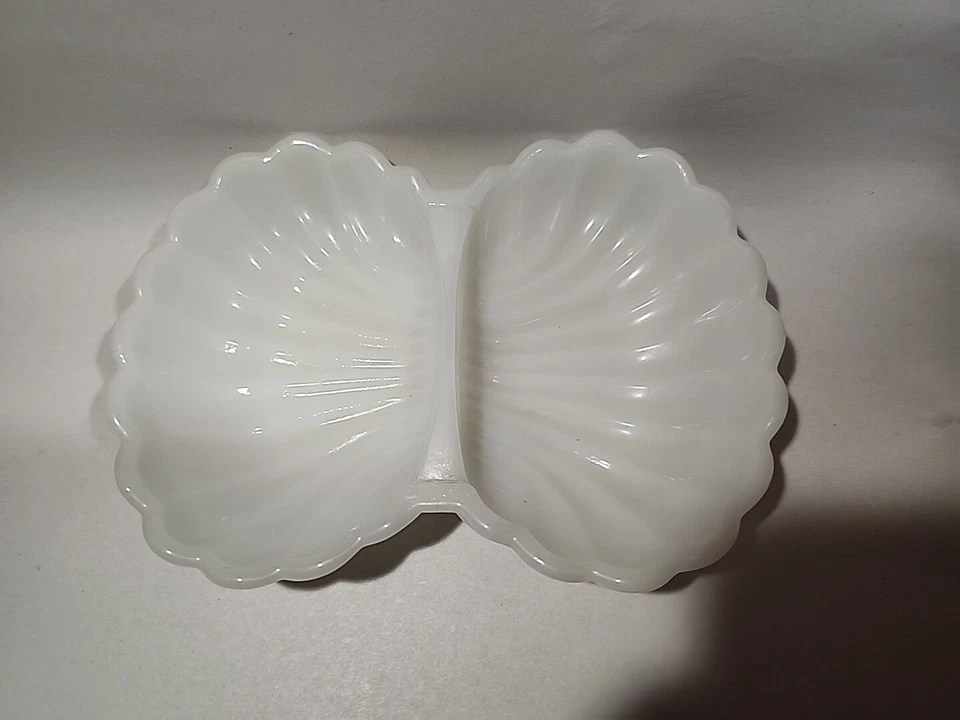 Jabonera Avon Milk Glass Open Seashell, doble cara retro de colección años 70  Foto 3 de 4