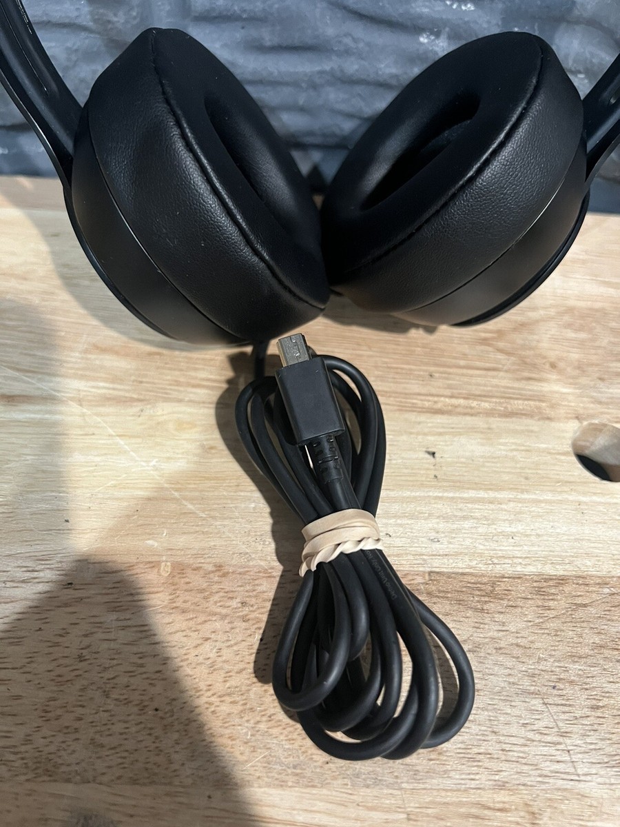 Beats by Dr. Dre Solo HD Wired Headphones A1881 Black | eBay Beats by Dr. Dre Solo HD Wired Headphones A1881 Black | eBay