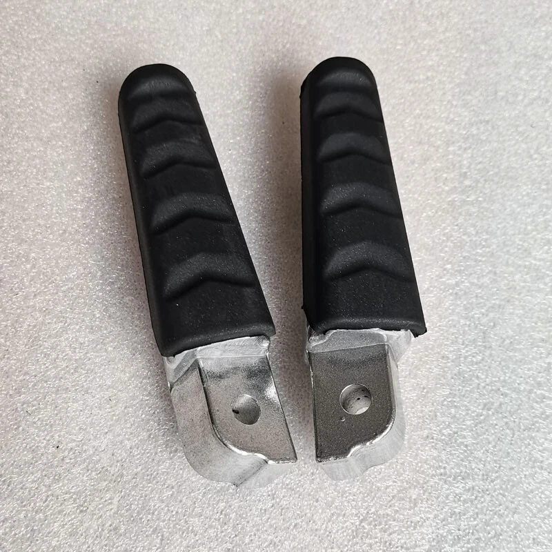 Reposapiés trasero pasajero para BMW R1200R R1200RS R1200ST R1250R R1250RS Foto 2 de 4