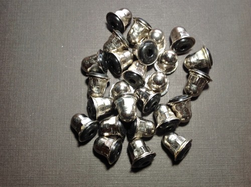 25 pcs Ford 10-24 moulding clip nickel acorn nuts with neoprene sealer NORS - 第 1/6 張圖片