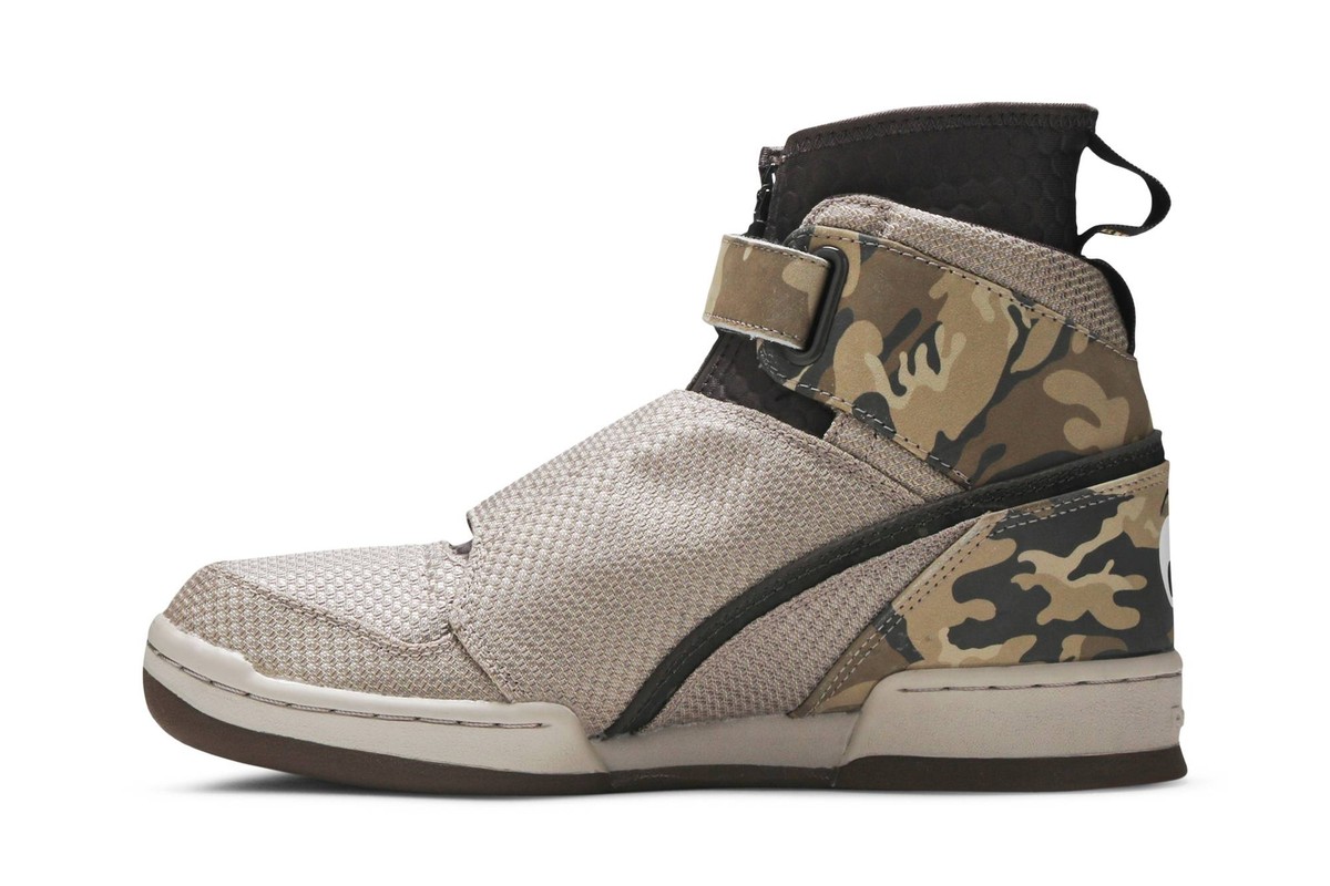 REEBOK U.S.C.M. BUG X ALIEN STOMPER　28cm Reebok U.S.C.M. Bug x Alien Stomper '40th Anniversary