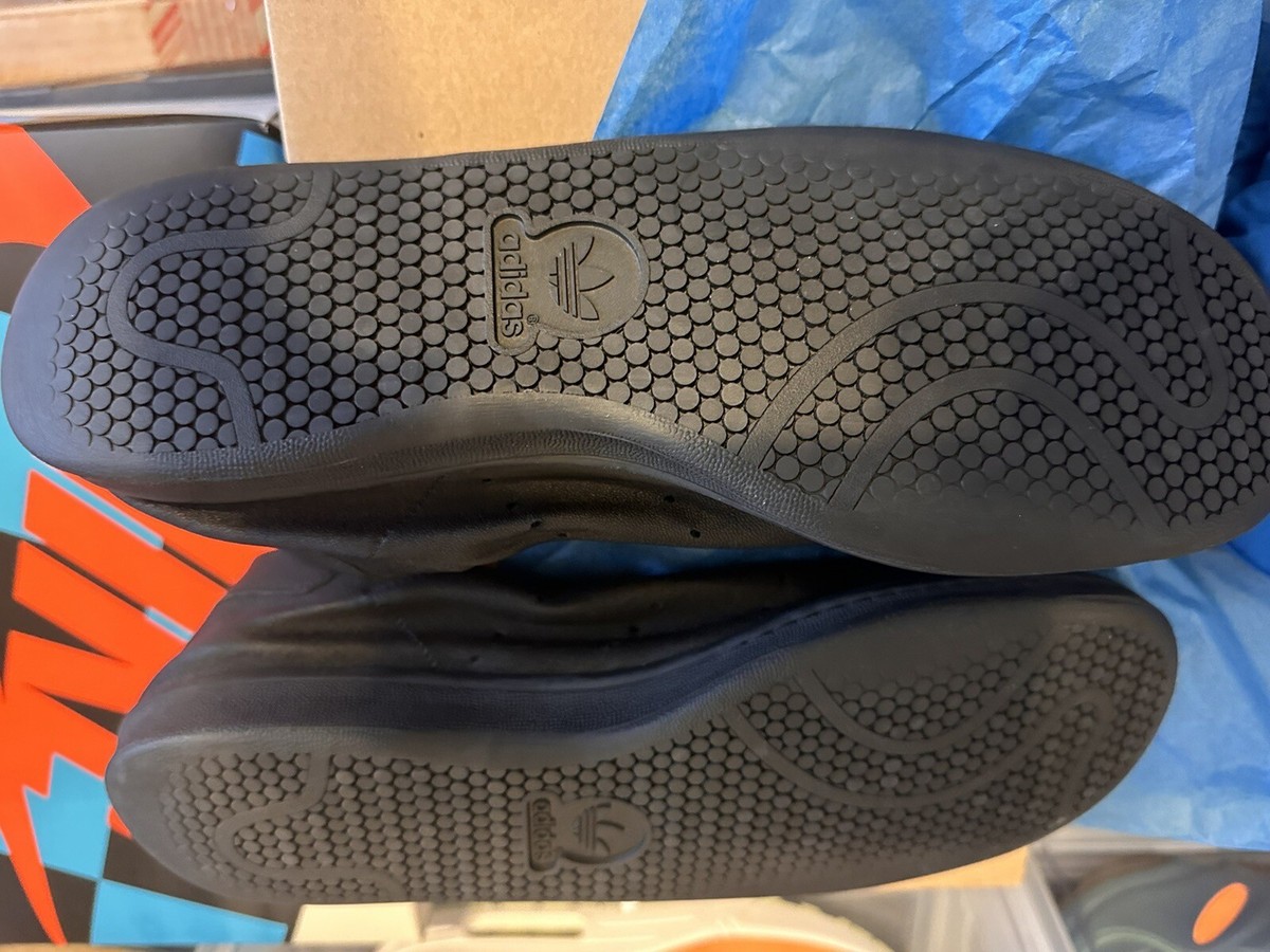 Size 11.5 US - Balenciaga x Adidas Stan Smith Men\'s Sneakers Black HP6780 - NIB Size 11 UK - Balenciaga x Adidas Stan Smith Men main image 4