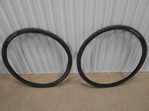 Kenda Klondike K1014 Studded Tires (Qty.2) 700x35 Winter Ice Carbide Tipped