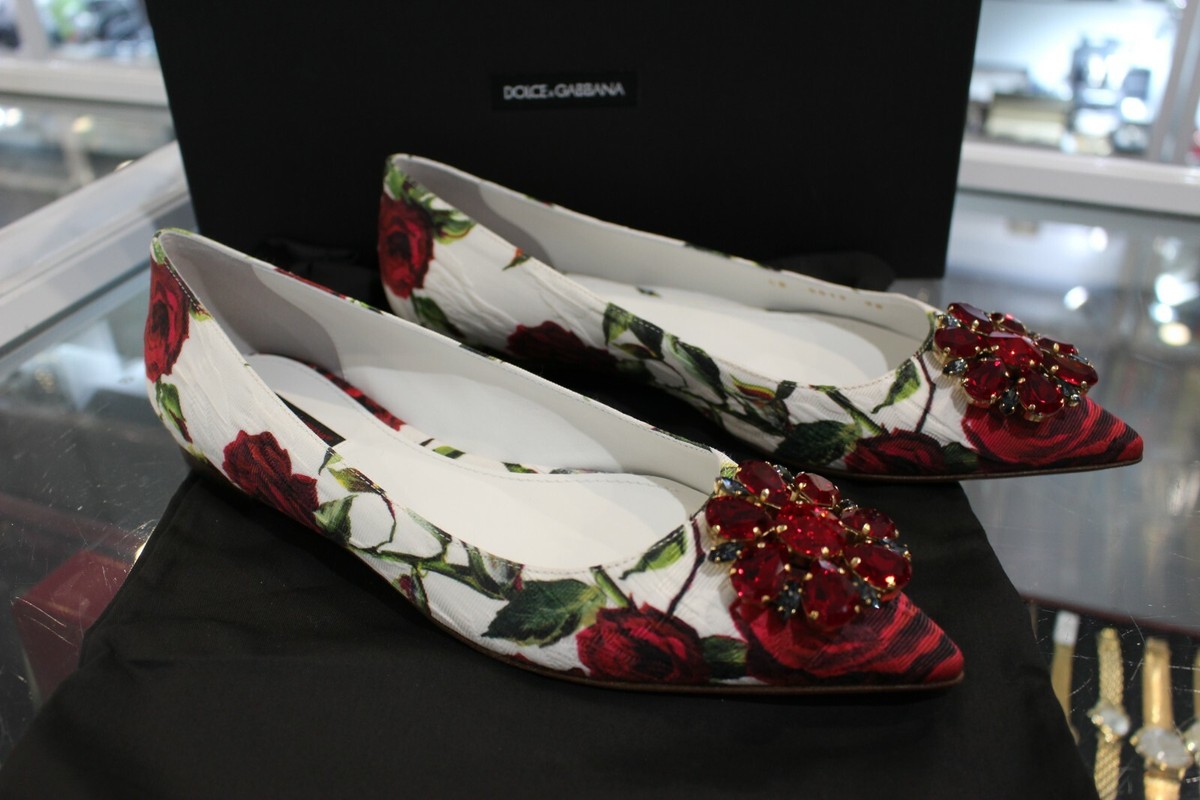 VIP【送料関税込】DOLCE&GABBANA ROSE EMBELLISHED FLAT SANDALS Satin sandals with rose embellishment in Black for Women