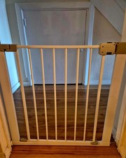 Safety SecurTech Simply Close Metal Gate - White