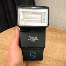 Vivitar Auto Thyristor 3700 Hot Shoe Flash Film Camera Swivel/Tilt TTL GN37