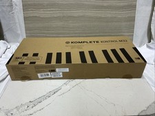 Native Instruments M32  Komplete Kontrol Keyb...