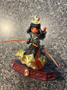 Figurine Skylanders Imaginators Sensei Ember - &Eacute;l&eacute;ment Feu - Activision