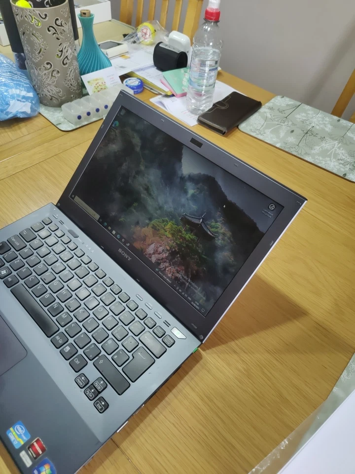 Sony VPCSB3S9E 13.3 in Laptop i7-2620M 2.70 GHz 12GB 1TB SSD Windows 10 Pro - Image 2 of 4