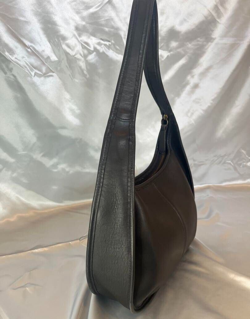 Extremely Rare Made In USA Old Coach 9033 Shoulder Bag Black Extremely Rare Made In USA Old Coach 9033 Shoulder Bag Black