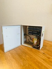 Amazing Condition Altronix ALTV2416 CCTV Camera & Accessory Power Supply