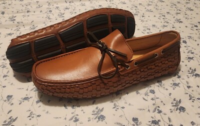 Saks Fifth Avenue Men display picture 1
