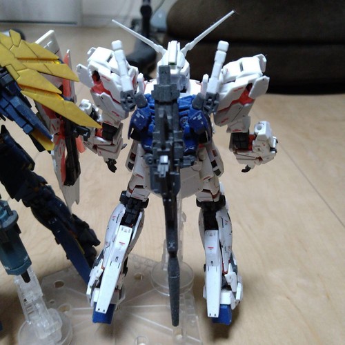 Licorne Gundam Banshee Norn peinte assemblée RG 1:144 par Japan Creater - Photo 2/9
