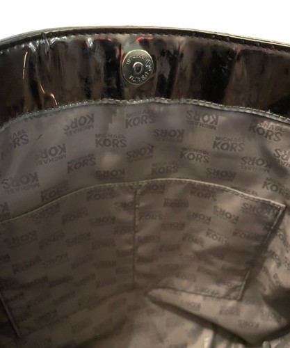 Michael Kors Metallic Leather Signature Tote MINT - Picture 5 of 7