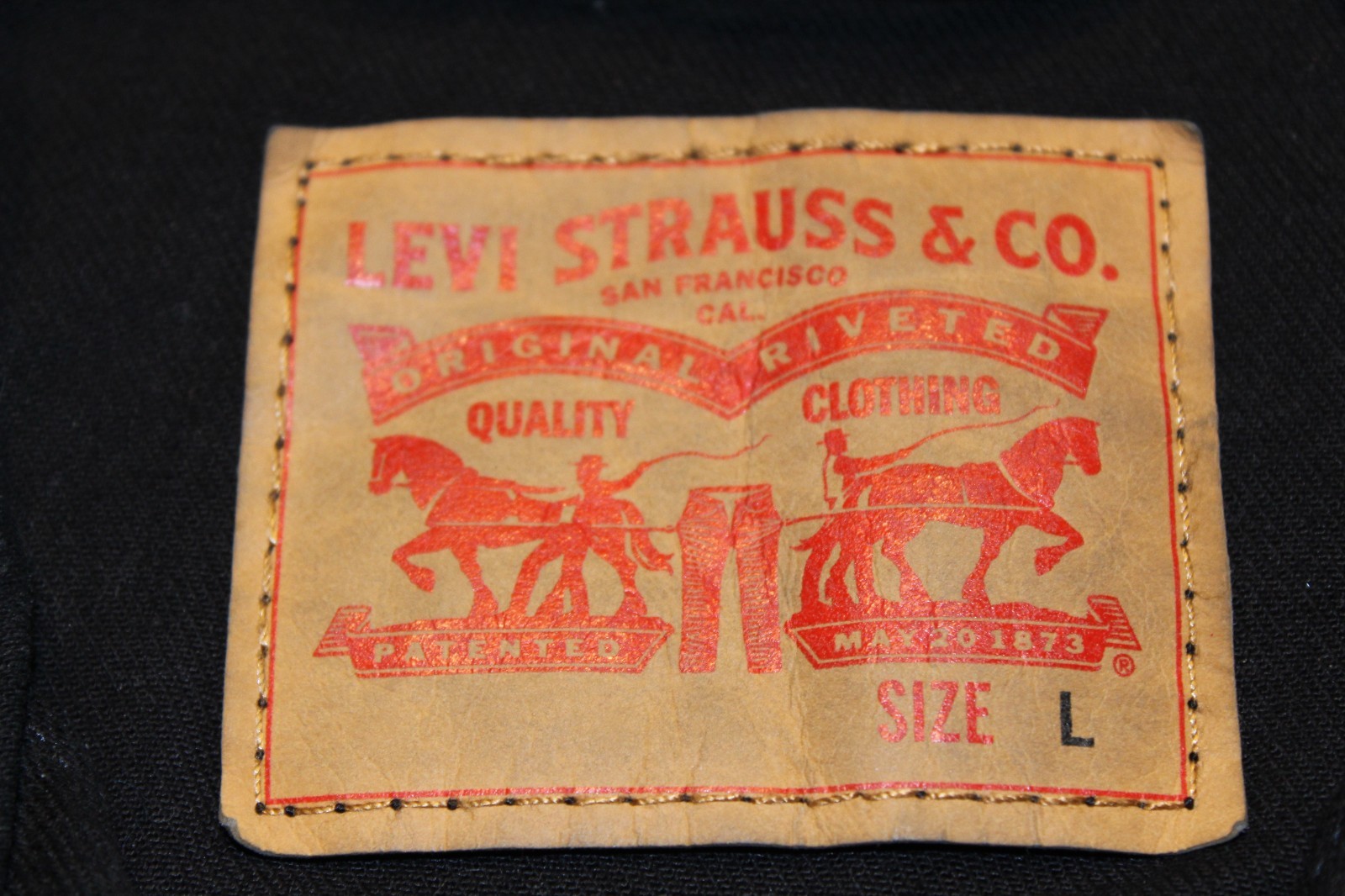 Levi Strauss & Co Black Denim Trucker Jacket Mens Size Large, NWOT