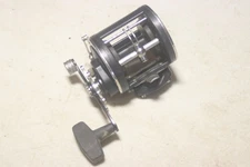 Penn 320 GTI Levelwind Reel USA