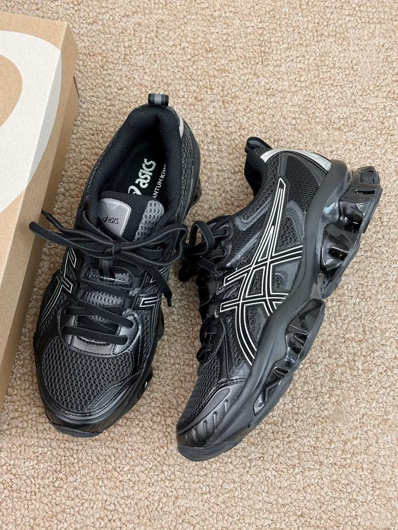 Asics Gel-Quantum Kinetic Outdoor Running Shoes Size US8.5