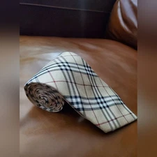 Burberry Tan Red Black Plaid Tie Classic Accessories Authentic