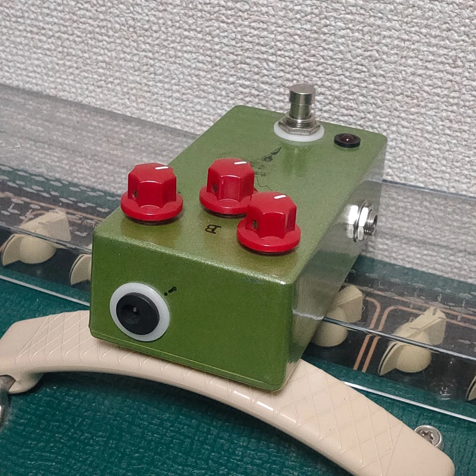 Pedal de efectos de bajo para guitarra JHS The Pollinator Fuzz V1 estampado a mano con caja hecho en Estados Unidos Foto 4 de 4