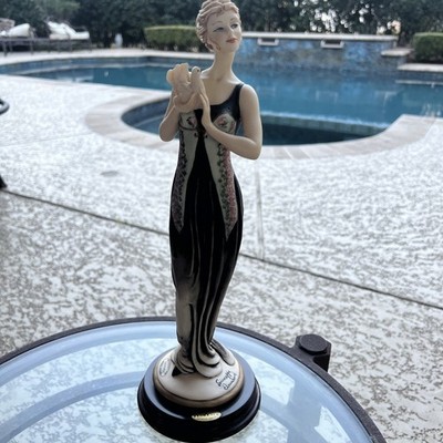 Vtg Giuseppe Armani Porcelain Sculpture Victoria 1997 Signed 0525C Event Piece 
