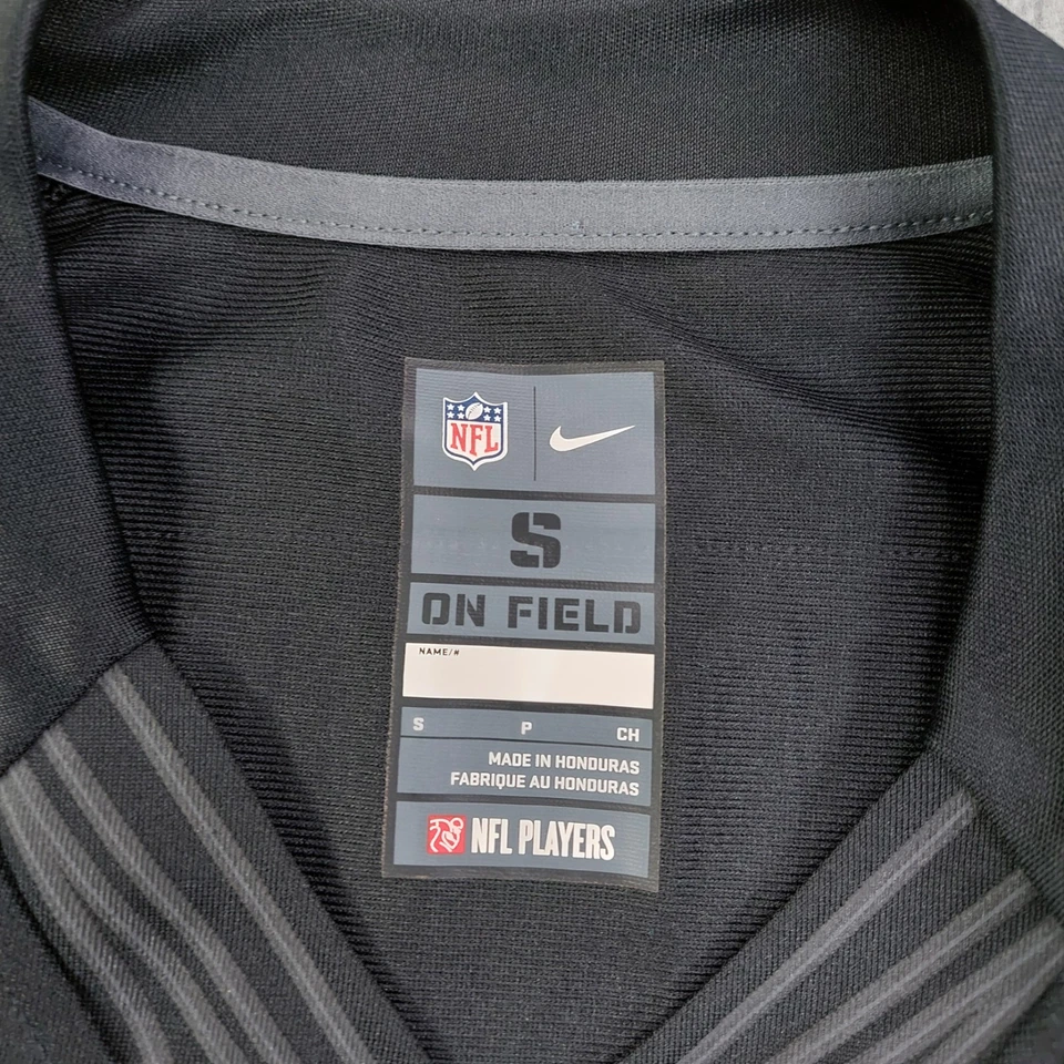 Мужская футболка Nike On Field Jersey Tennessee Titans No28 Chris Johnson размер Small черная - Изображение 4 из 4