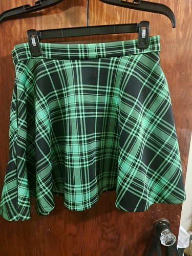 Hot Topic Women’s Medium Skirt Neon Green & Black Plaid Design - Picture 2 of 4