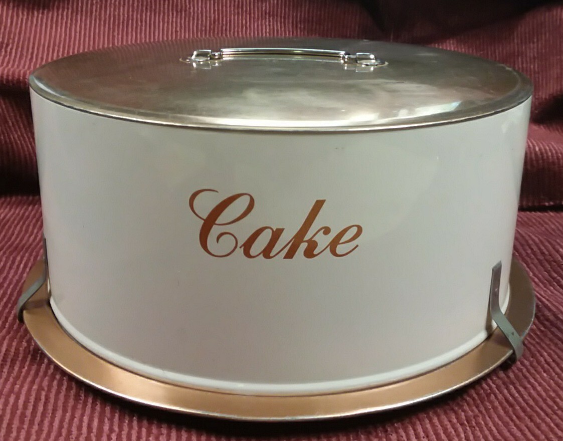 Decoware Vintage Metal Cake Pie Carrier Tin Retro Copper Cream White
