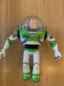 disney advanced talking buzz lightyear