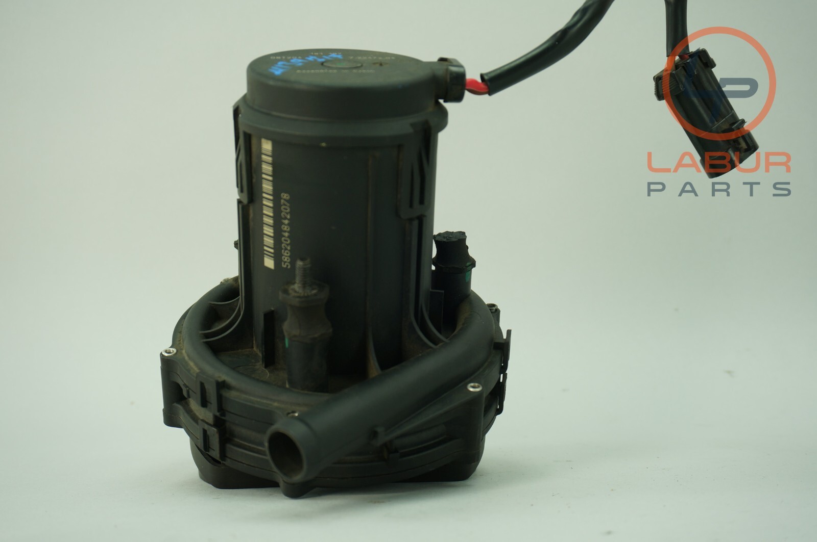 M139 03-19 Maserati Quattroporte GranTurismo Air Injection Smog Pump C1081