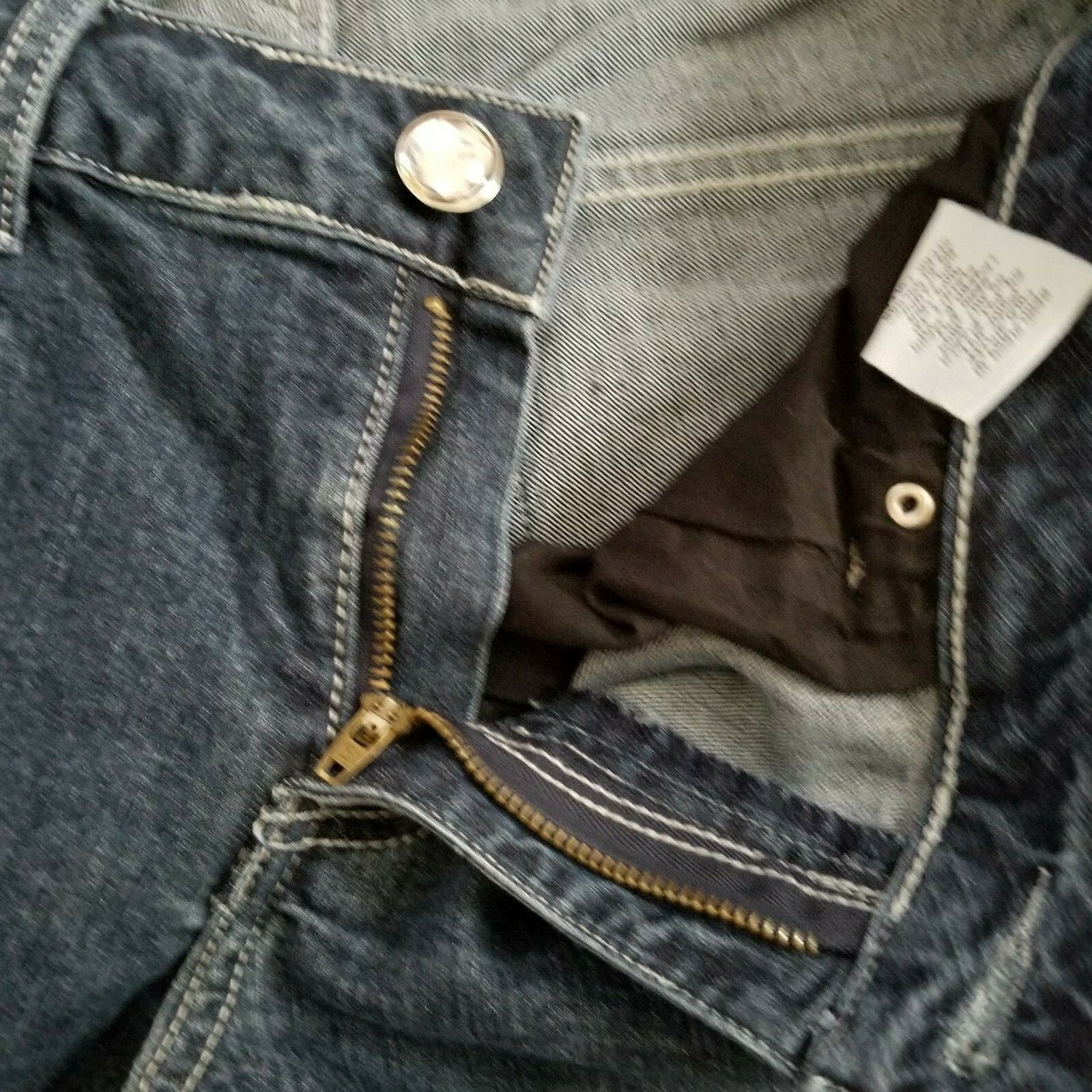 Picture 4 of 12