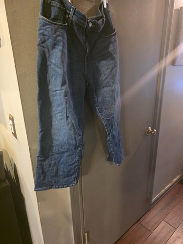 Levi’s 311 Shaping Skinny Capris Jeans Plus Size 18W - Picture 2 of 8