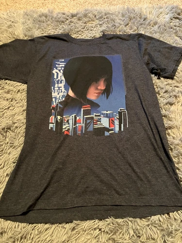 Mirror's Edge Catalyst - Faith & City Portrait Tee - Size Medium