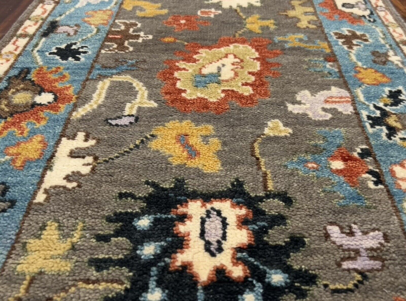 Picture 9 of 12