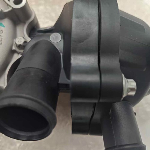 Conjunto bomba de agua y termostato 079121013P para Audi A8 Quattro RS5 S5 (sin tornillo) - Imagen 7 de 8