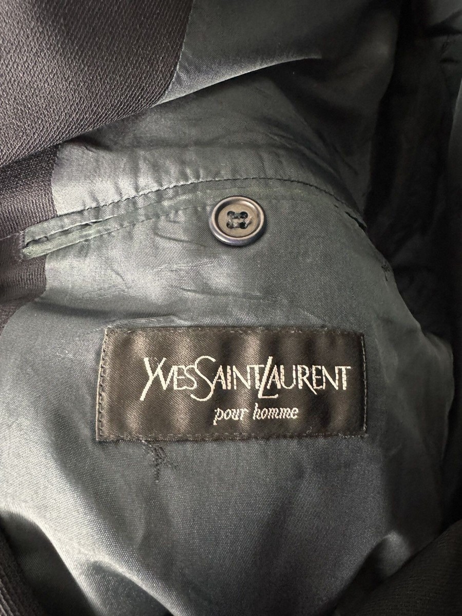 Yves Saint Laurent テーラードジャケット　金ボタンブレザー　L 美品✨ Yves Saint Laurent ダブルジャケット金ボタンネイビー