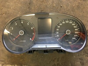 VW Polo 6R 1.2 Benzin CGP Tacho Kombiinstrument 6R0920860C