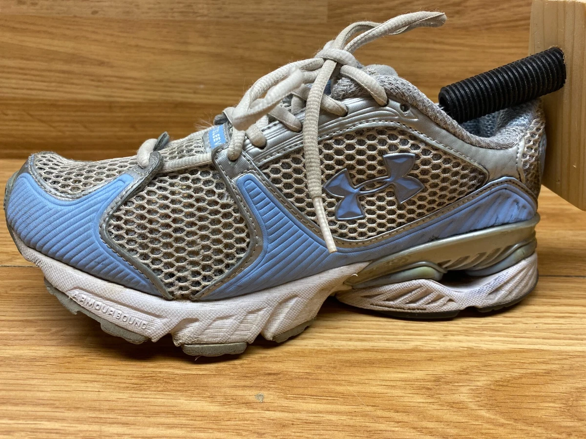Under armour foot store sleeve shoes