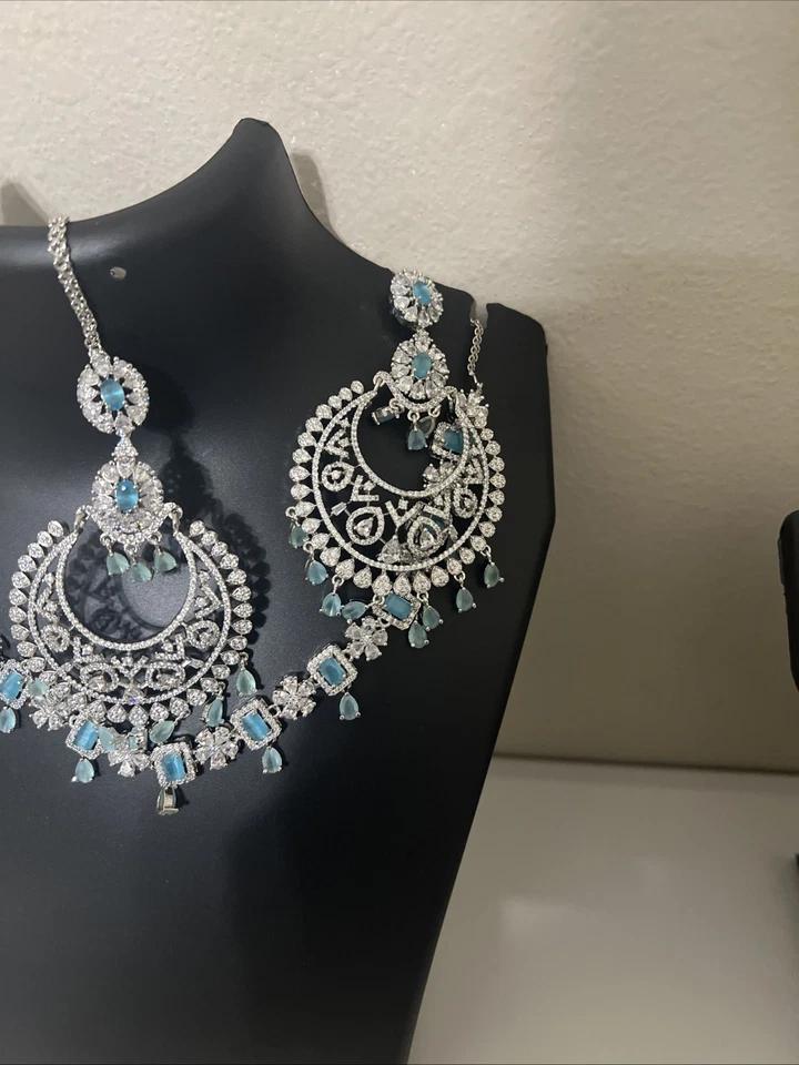 Beautiful Ad Jhumki Earings and Necklace Set - Image 3 of 4