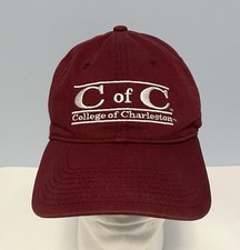 Gorra ajustable College of Charleston Cougars rojo granate marca Nat The Game